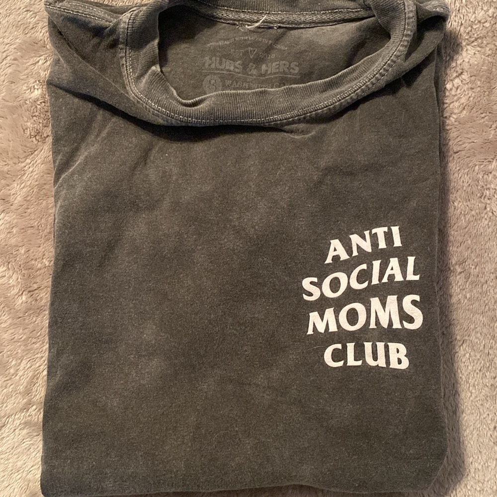 Hubs & Hers Anti Social Moms Club Tee